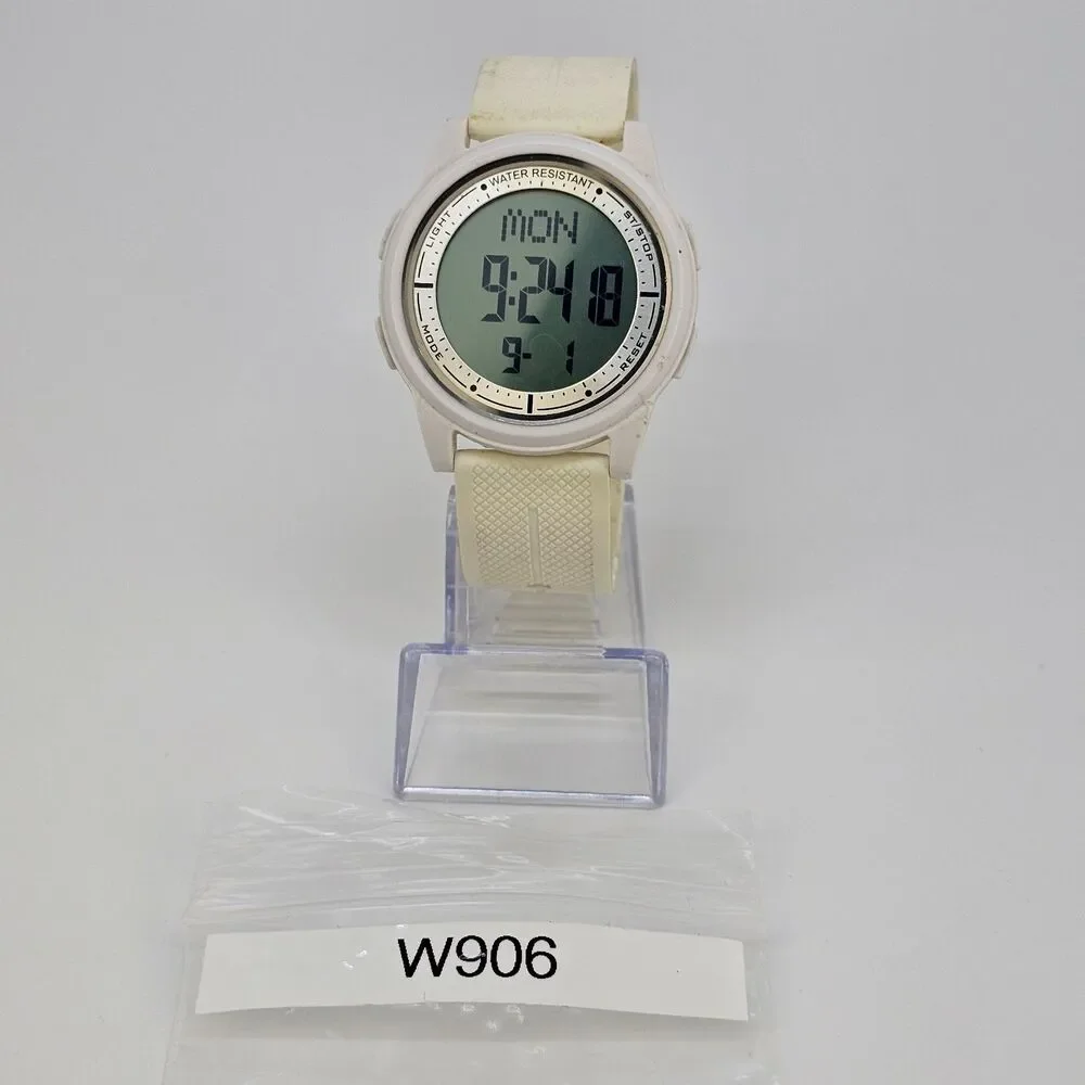 Beeasy AW02 Men's Ultra Slim Digital Watch 44MM White Plastic Bands New‎ Battery
